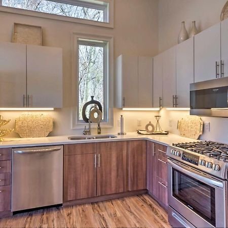 Upscale And Quiet Paducah Retreat On 15 Acres! Villa Buitenkant foto